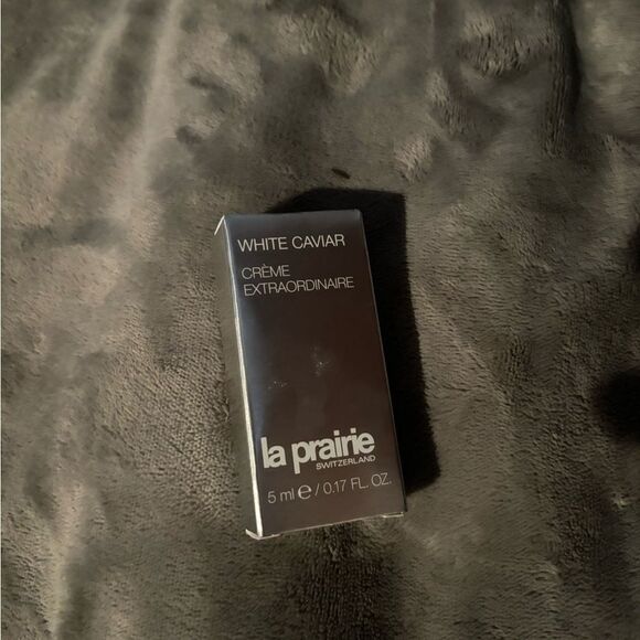 La Prairie Skin Caviar Luxe Cream in Silver Box - Picture 4 of 5